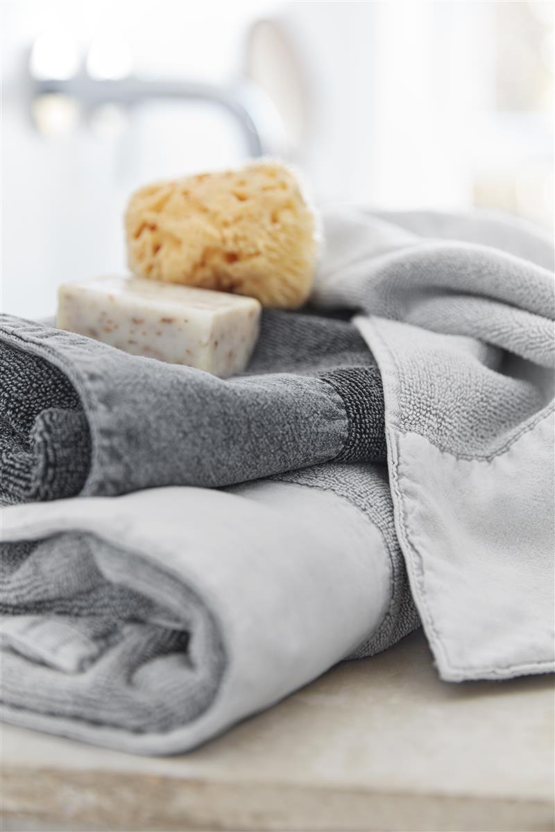 vtwonen Stone Wash Bath Textiles - Light Grey