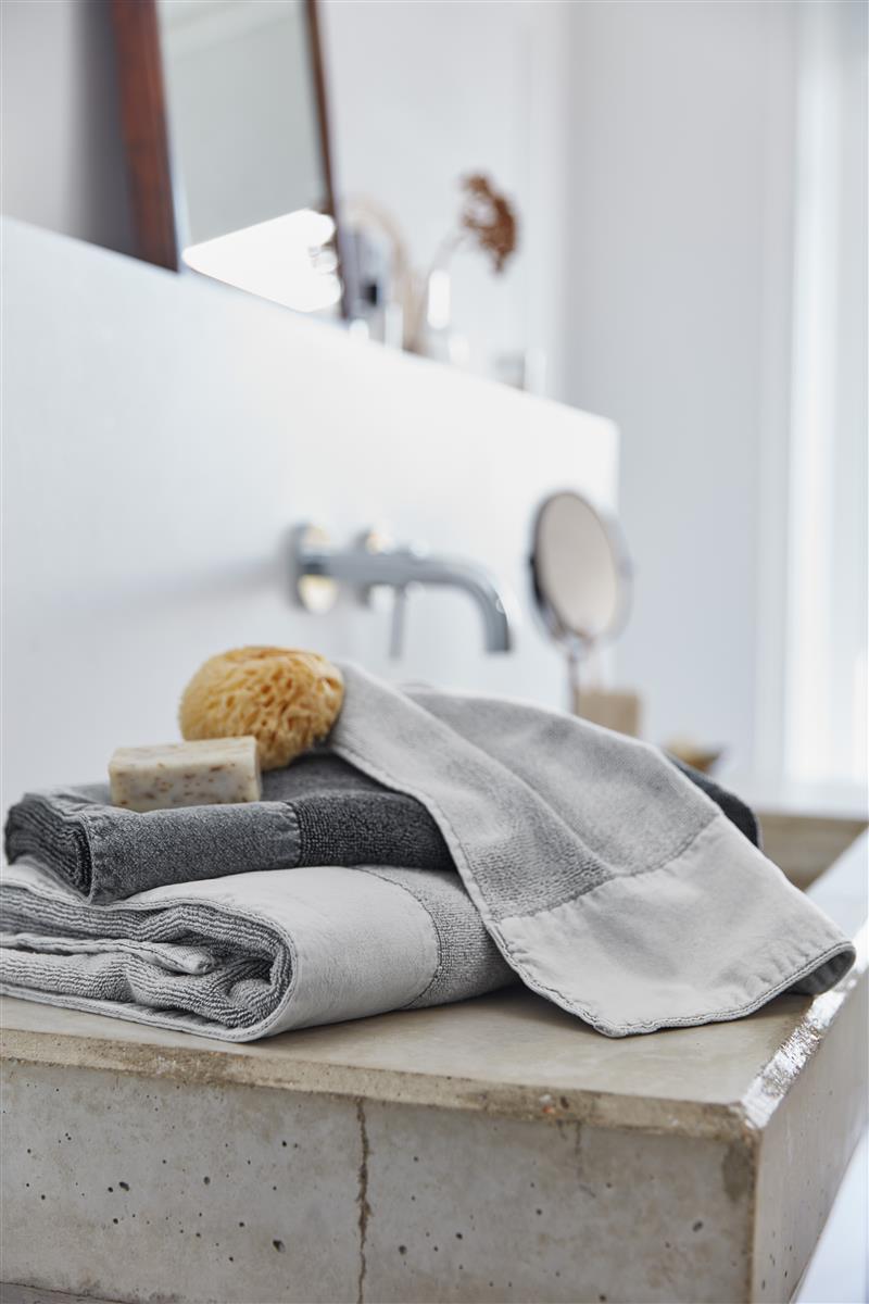 vtwonen Stone Wash Bath Textiles - Light Grey