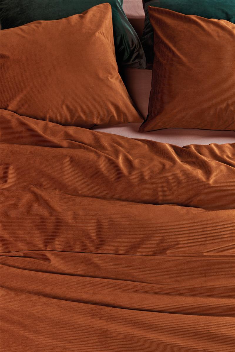 At Home by BeddingHouse Cosy Corduroy dekbedovertrek - Steenrood