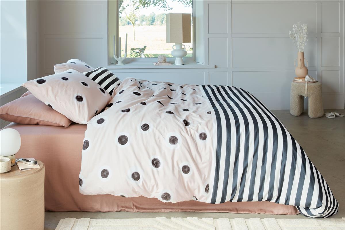 Vtwonen Stripe and Eye dekbedovertrek