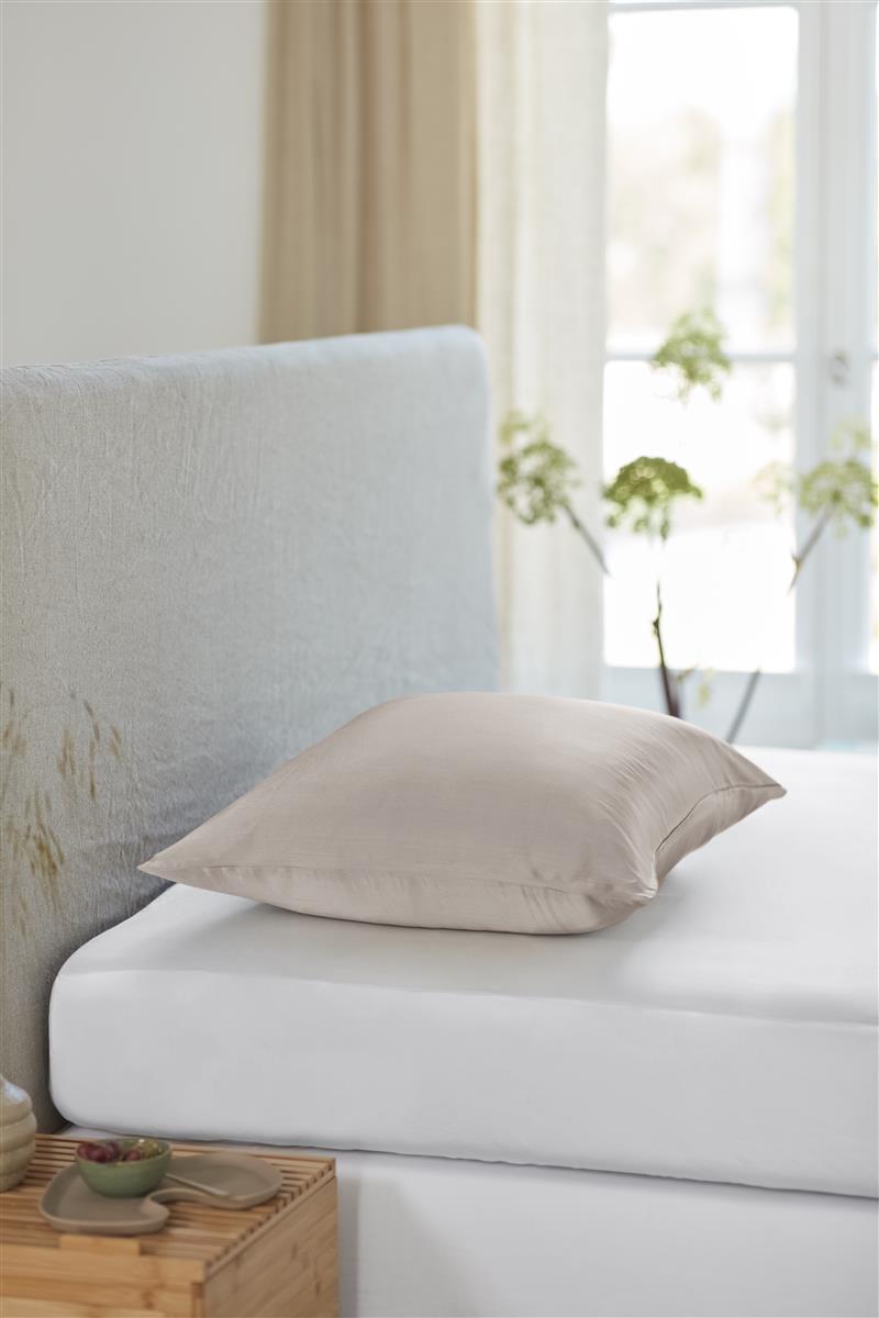 Silvana Silky Beauty Pillowcase - Sand