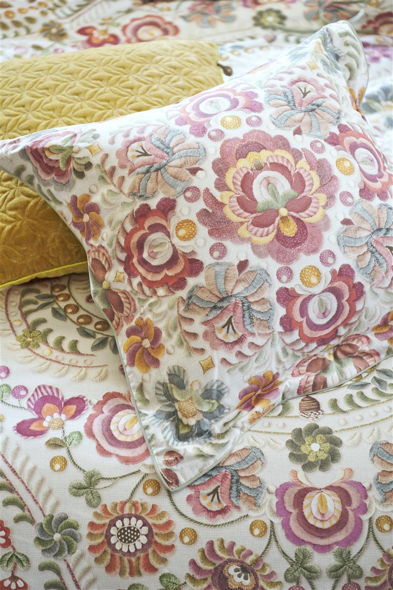 Pip Studio Il Ricamo Square Decorative Cushion - Off-white