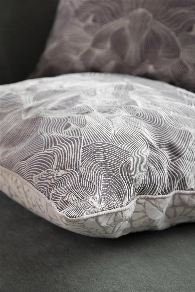 MOOOI Techno Bee Square Decoratiekussen - Lichtpaars