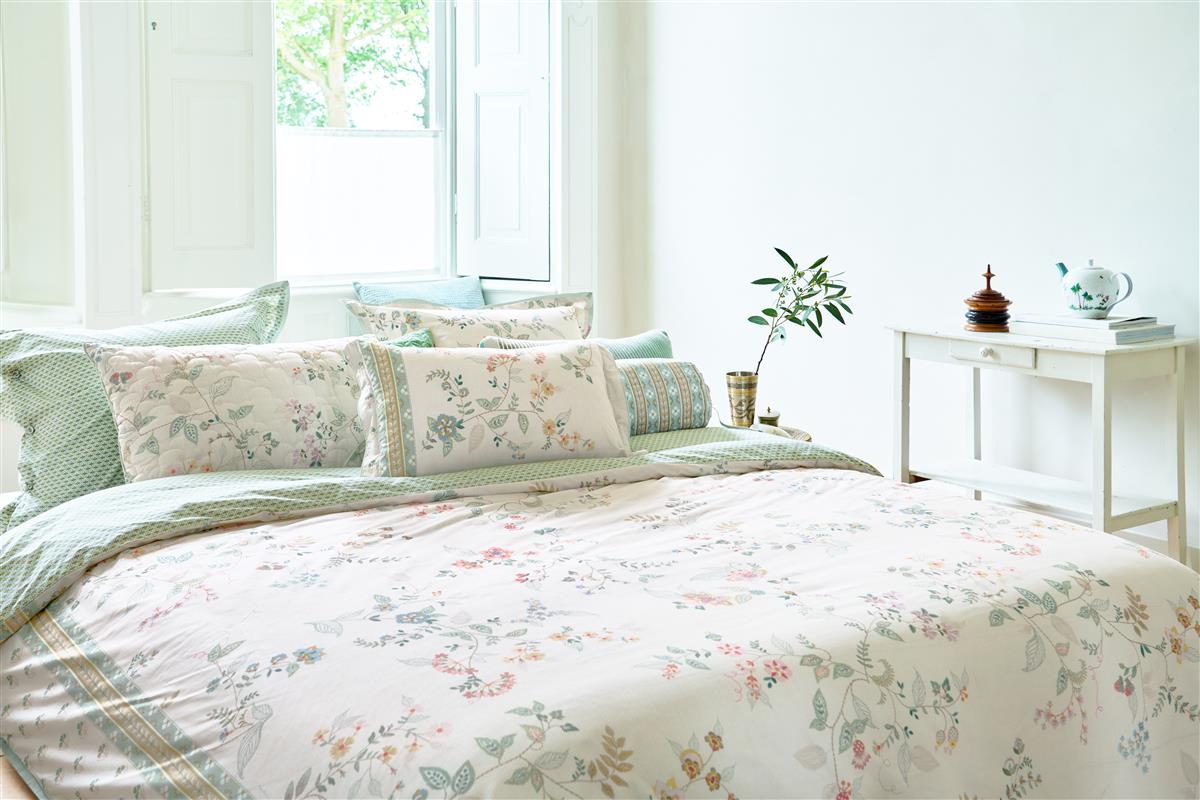 Pip Studio Kili Flower dekbedovertrek - Wit