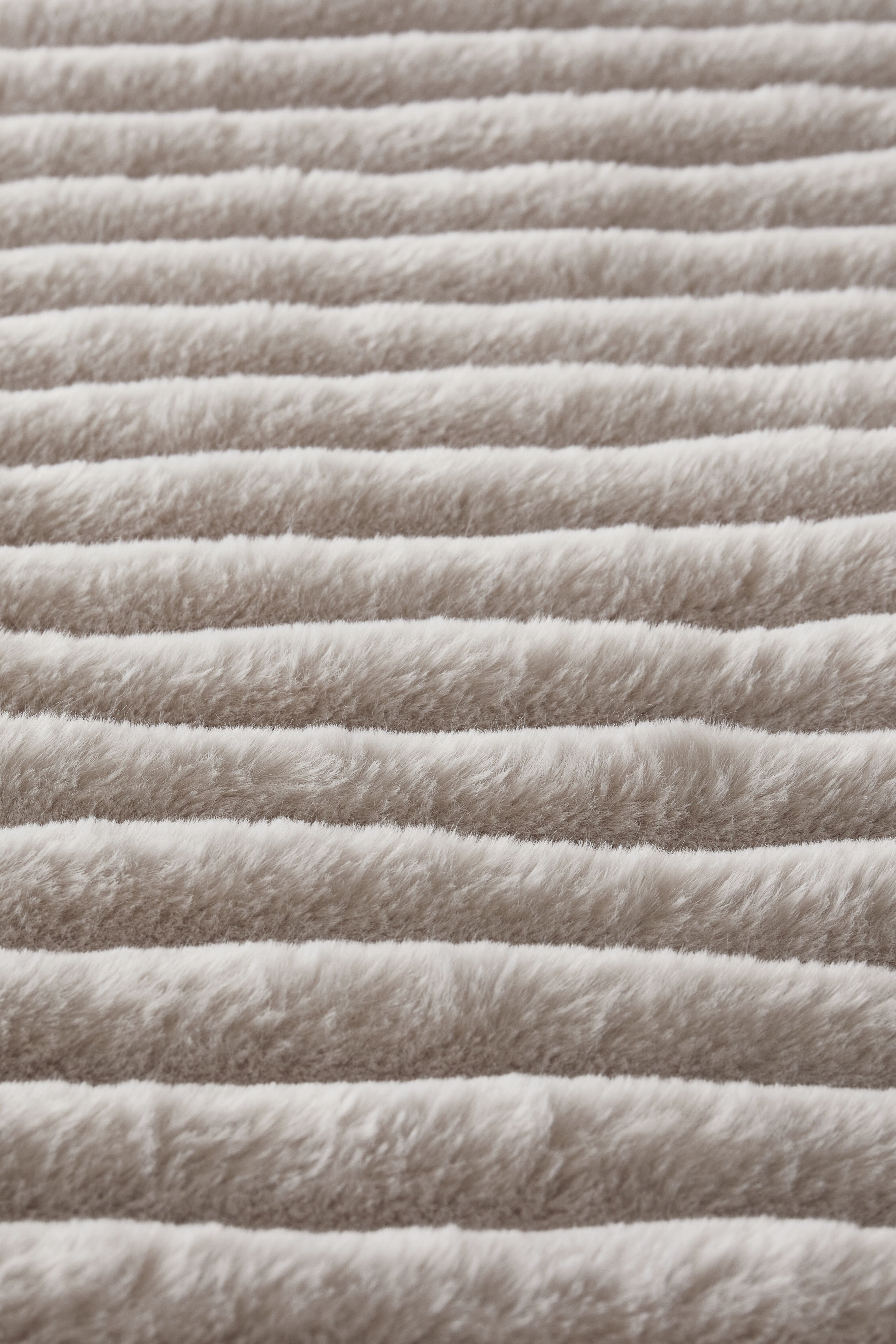 Furry Stripes Dekbedovertrek - Gebroken wit