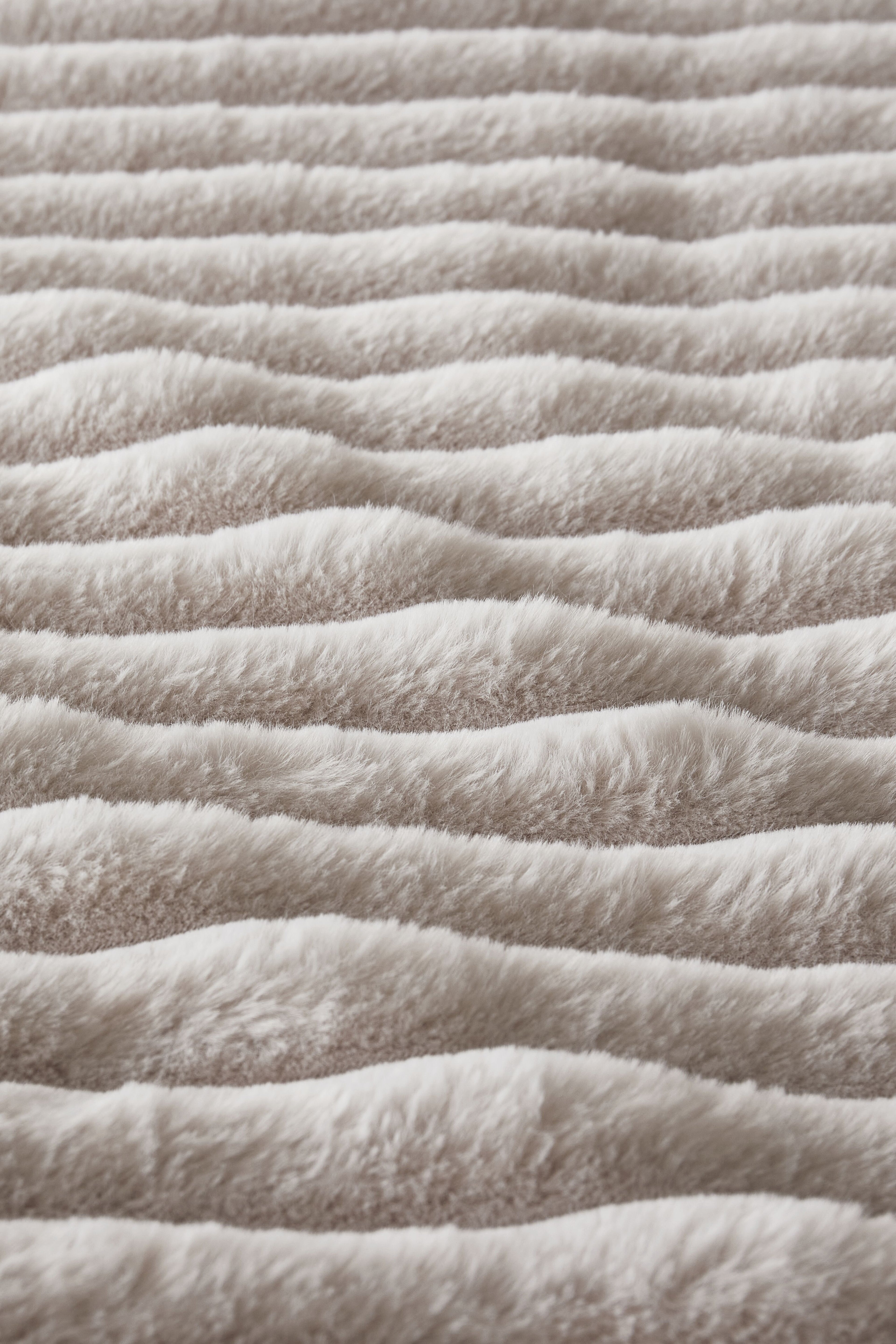 Furry Stripes Dekbedovertrek - Gebroken wit