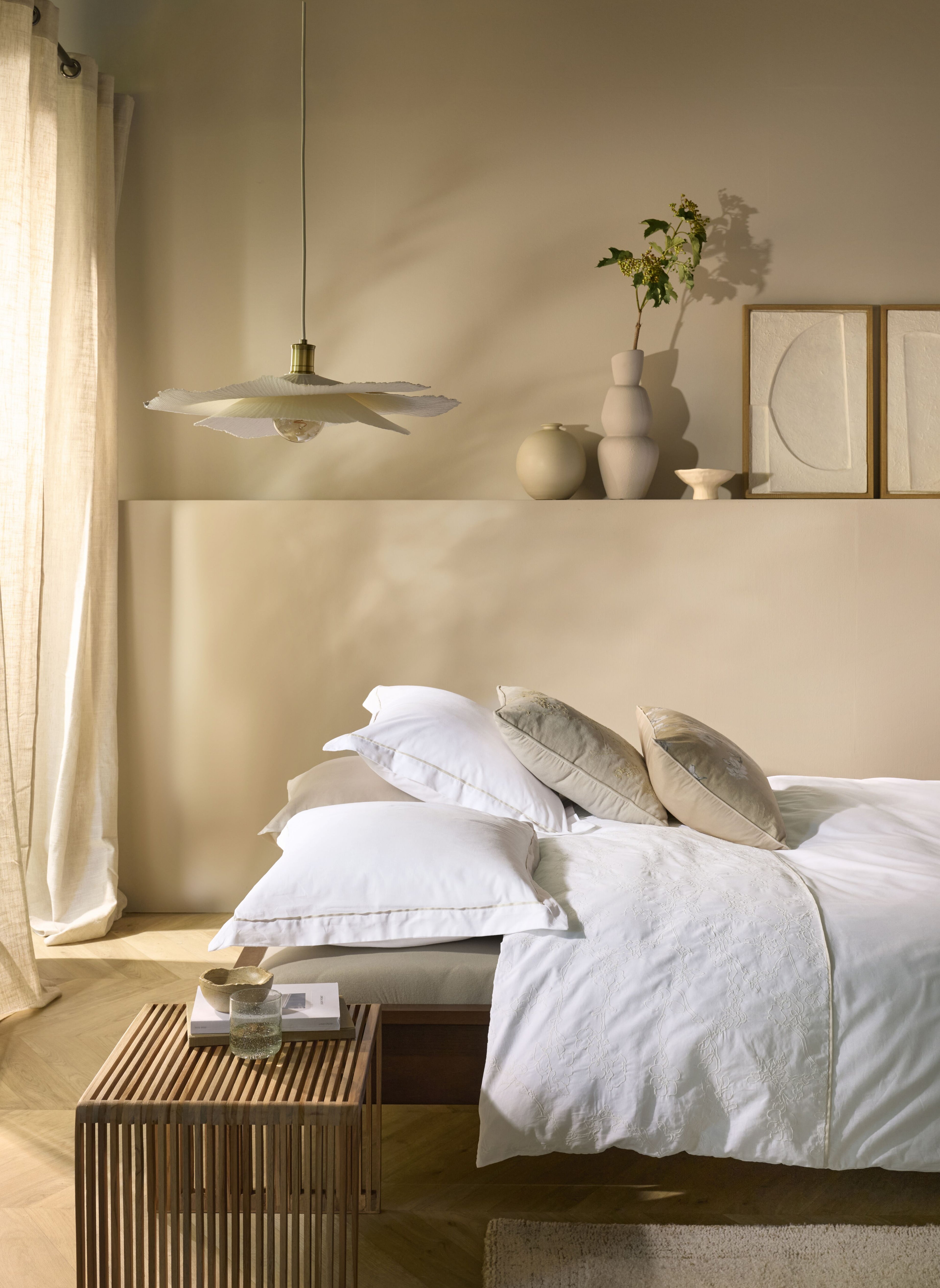 Broderie Fleurie Duvet Cover - White