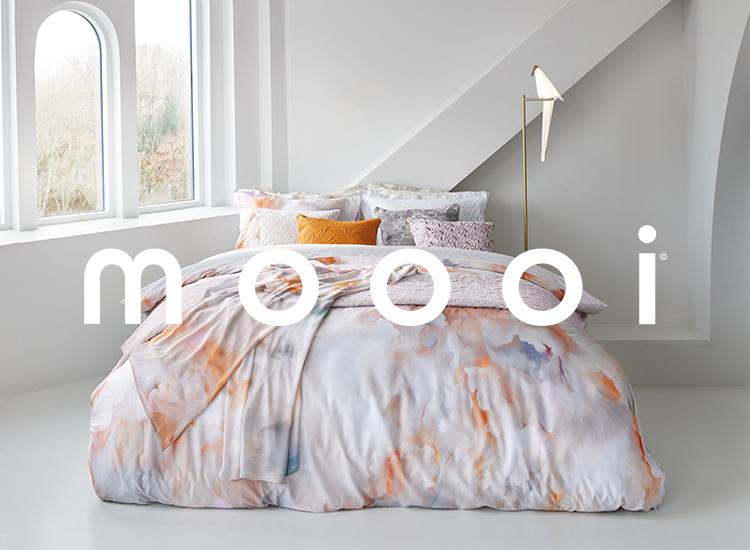 Moooi dekbedovertrek met marmerlook in lichte en warme tinten