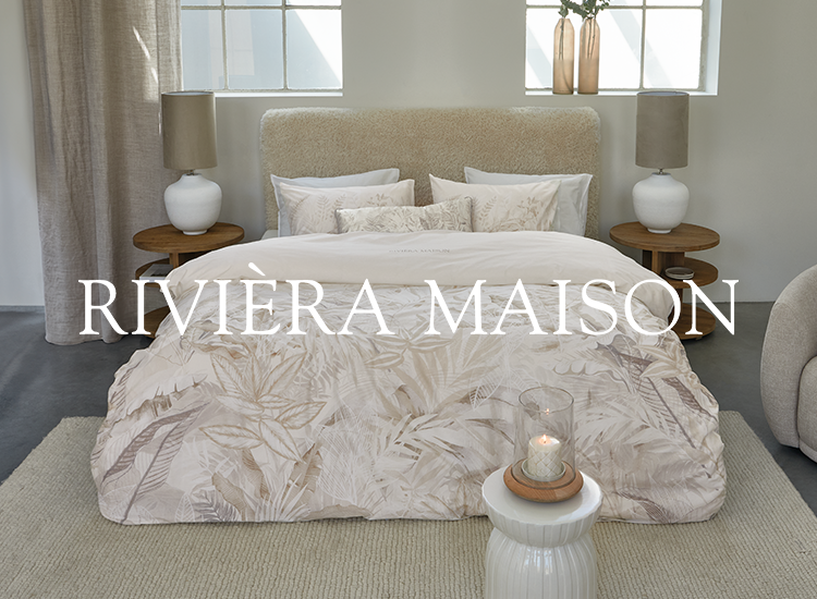 Rivièra Maison dekbedovertrek in zandkleur met luxe en rustieke uitstraling