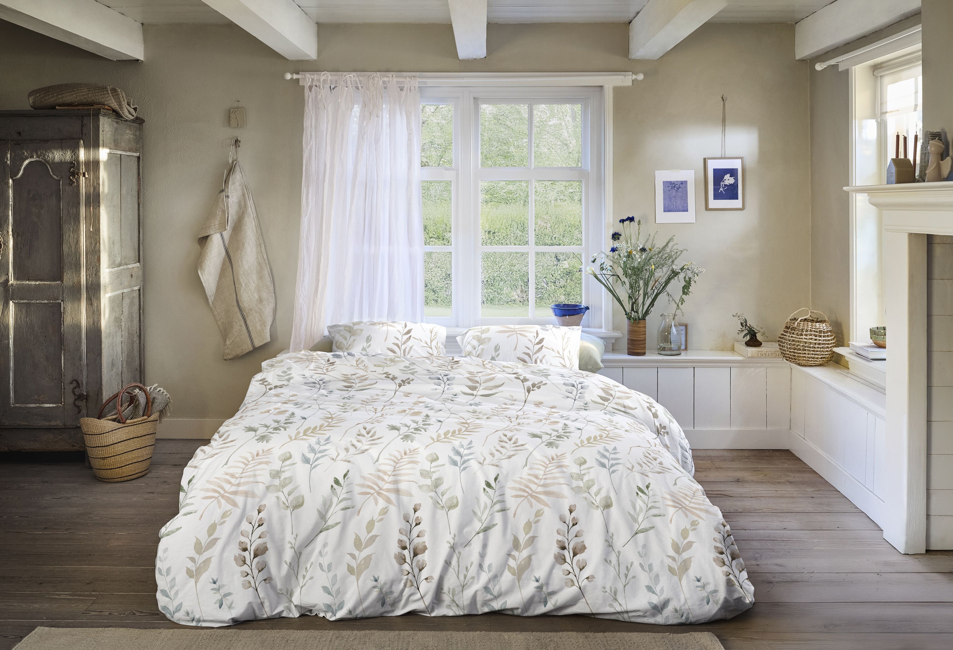 Silent Duvet Cover - White