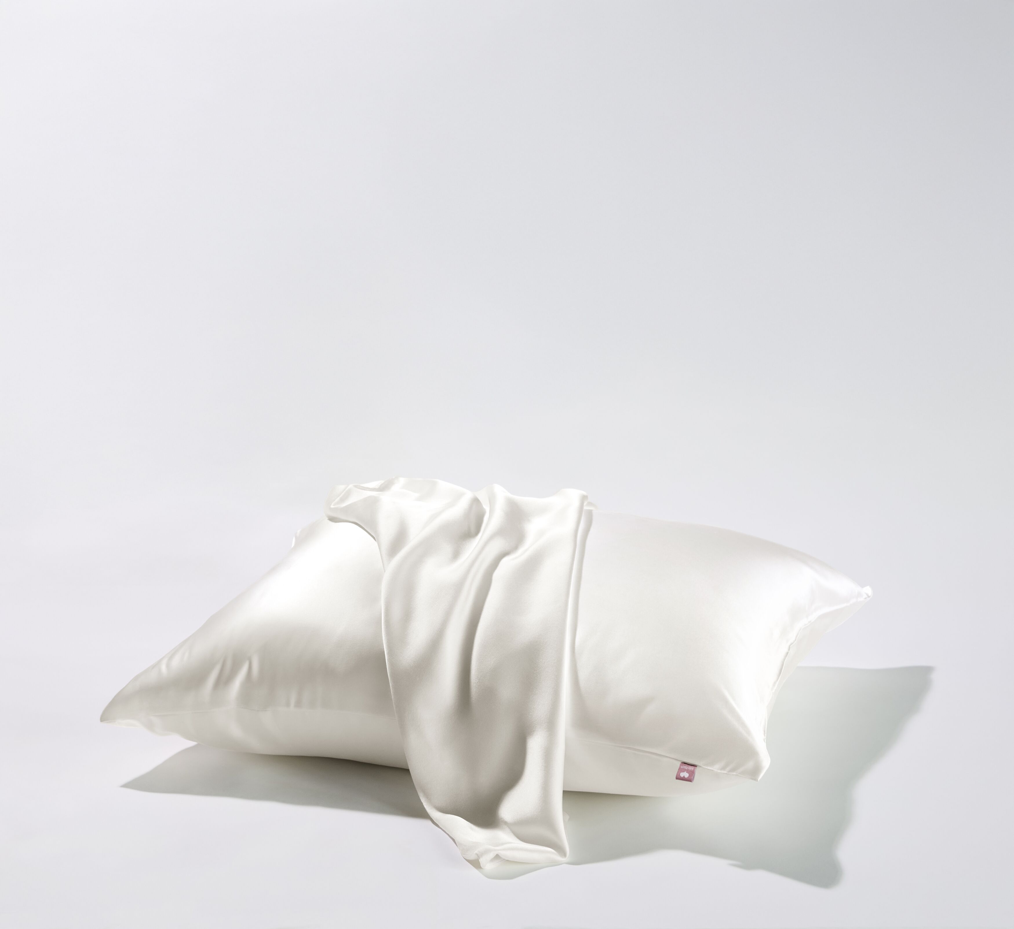 Beddinghouse Innovations Silky Touch Pillowcase - Off-white