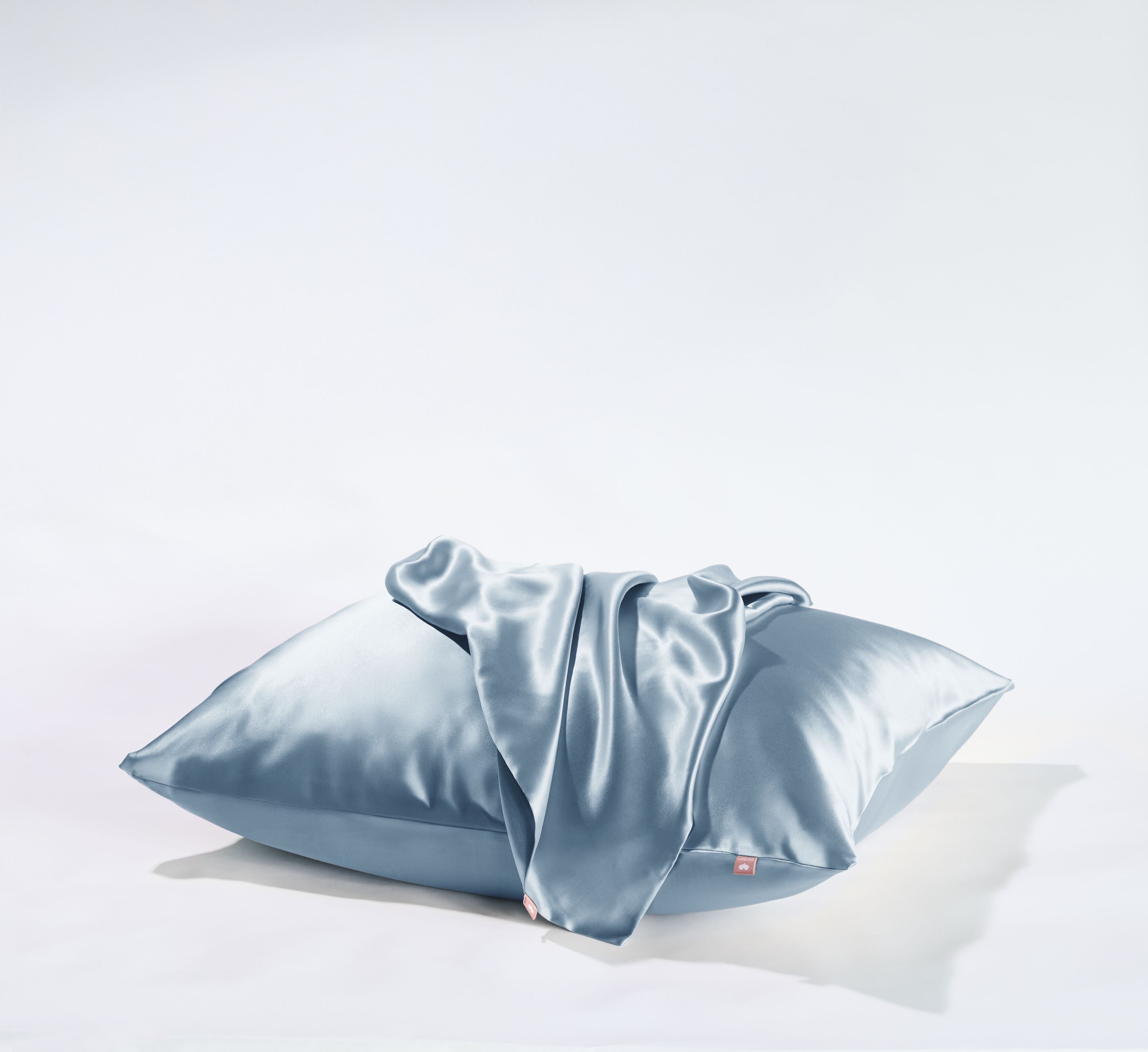 Beddinghouse Innovations Silky Touch Pillowcase - Blue