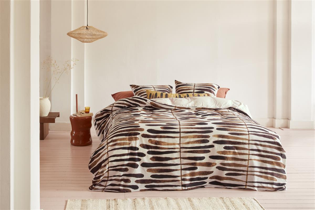 vtwonen Botanic Stripe duvet cover - Stone red