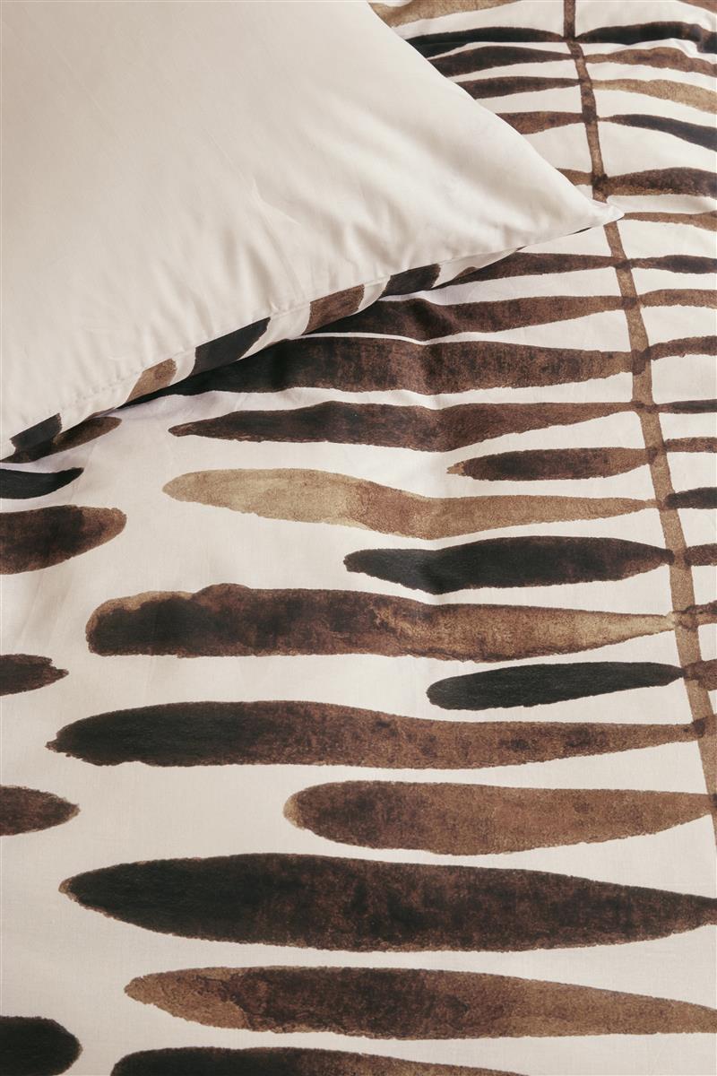 vtwonen Botanic Stripe duvet cover - Stone red