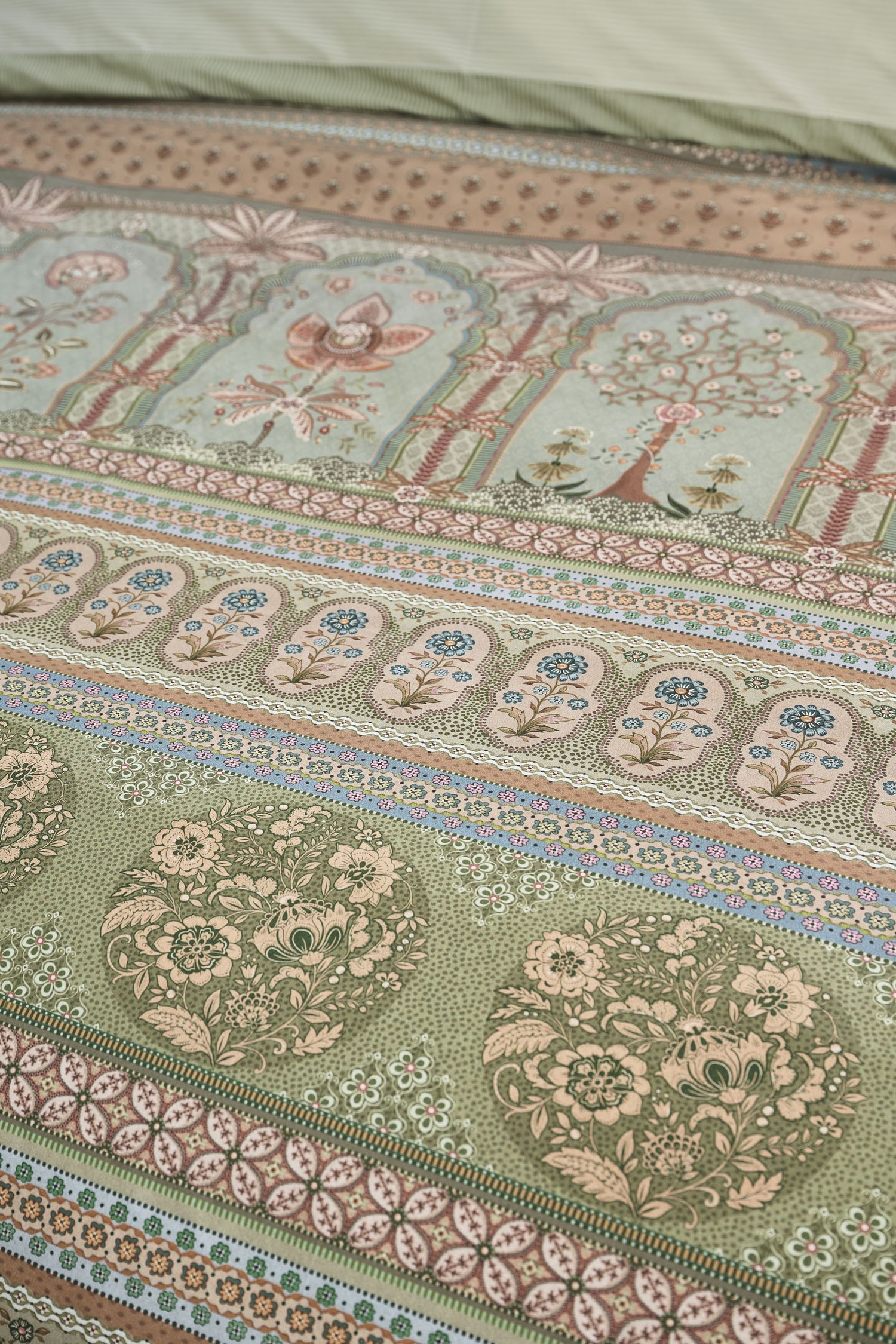 Pip Studio Bollywood Dreams Decoratiekussen - Groen