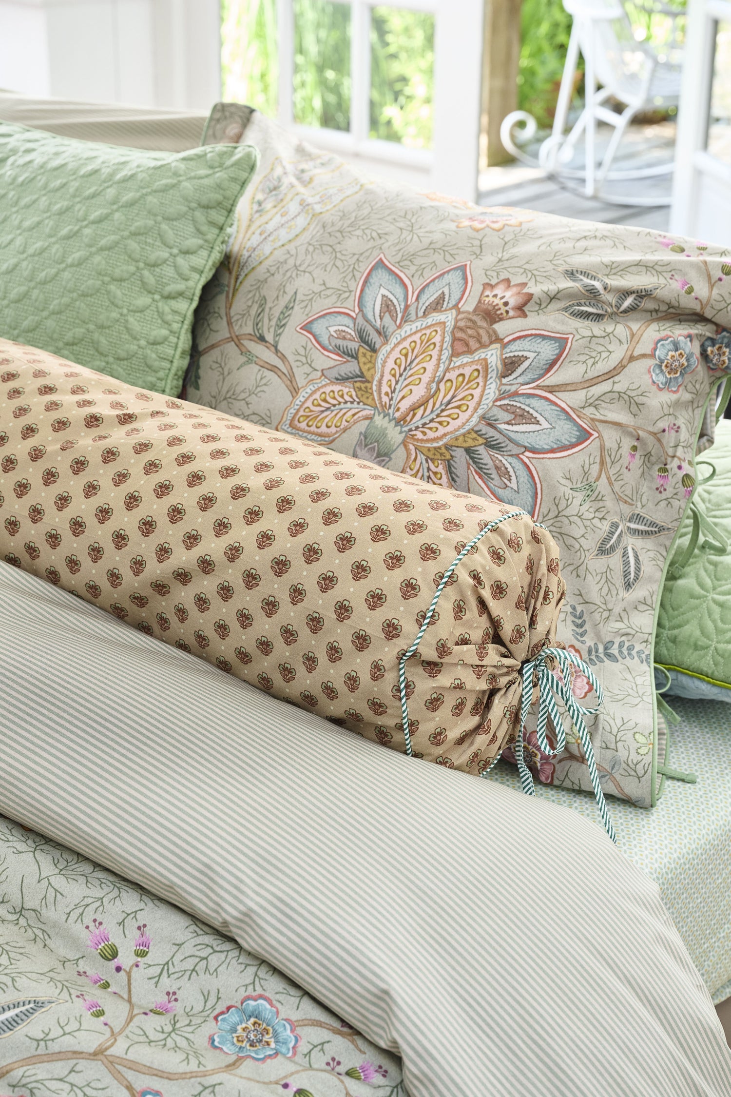 Pip Studio Jaipur Flower Decorative Cushion - Green