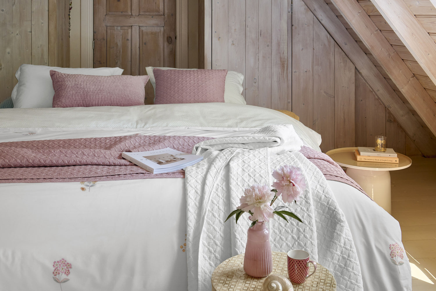 Pip Studio Yuna Bedspread - Pink