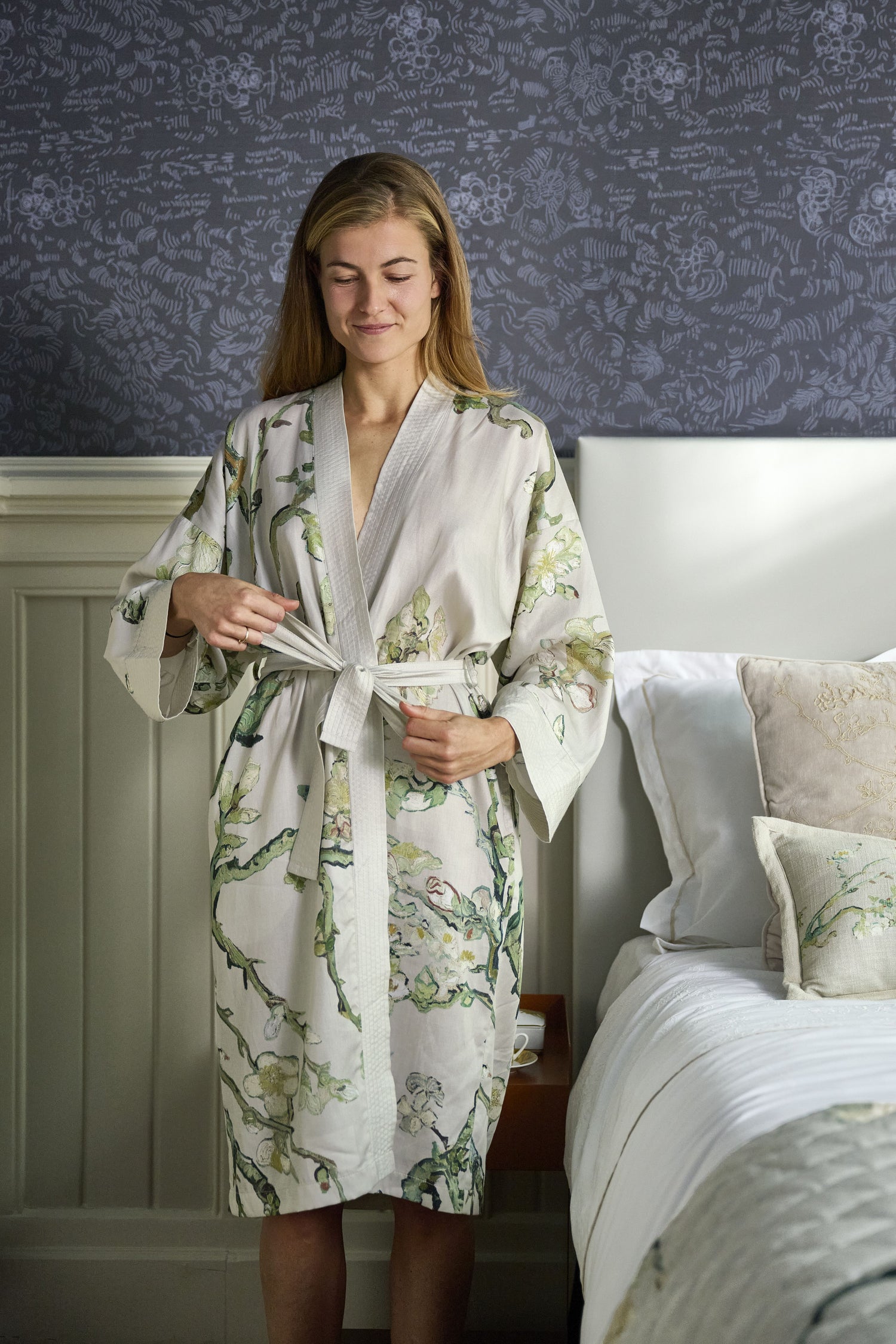 Beddinghouse x Van Gogh Museum Almond Blossom Badjas - Zand