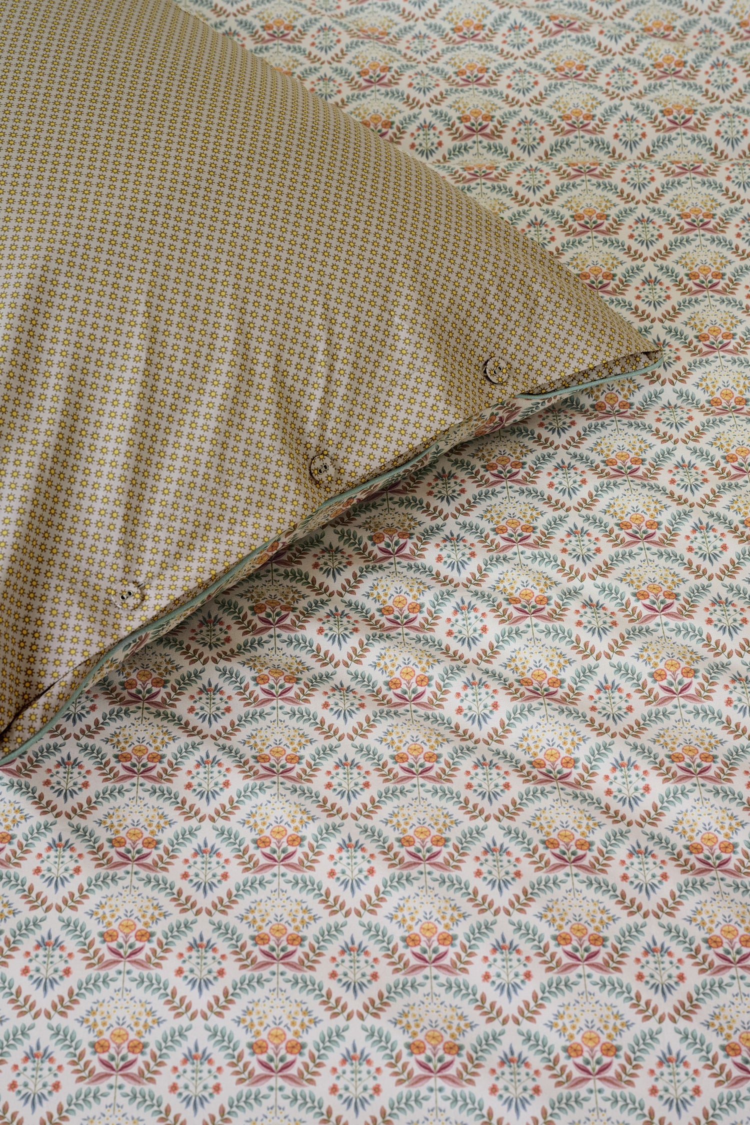 Bailamos Duvet Cover - Sand