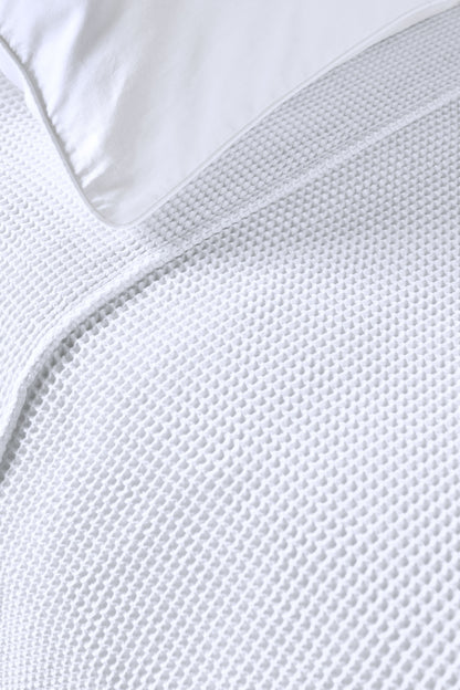 Beddinghouse Brisk Bedspread - White
