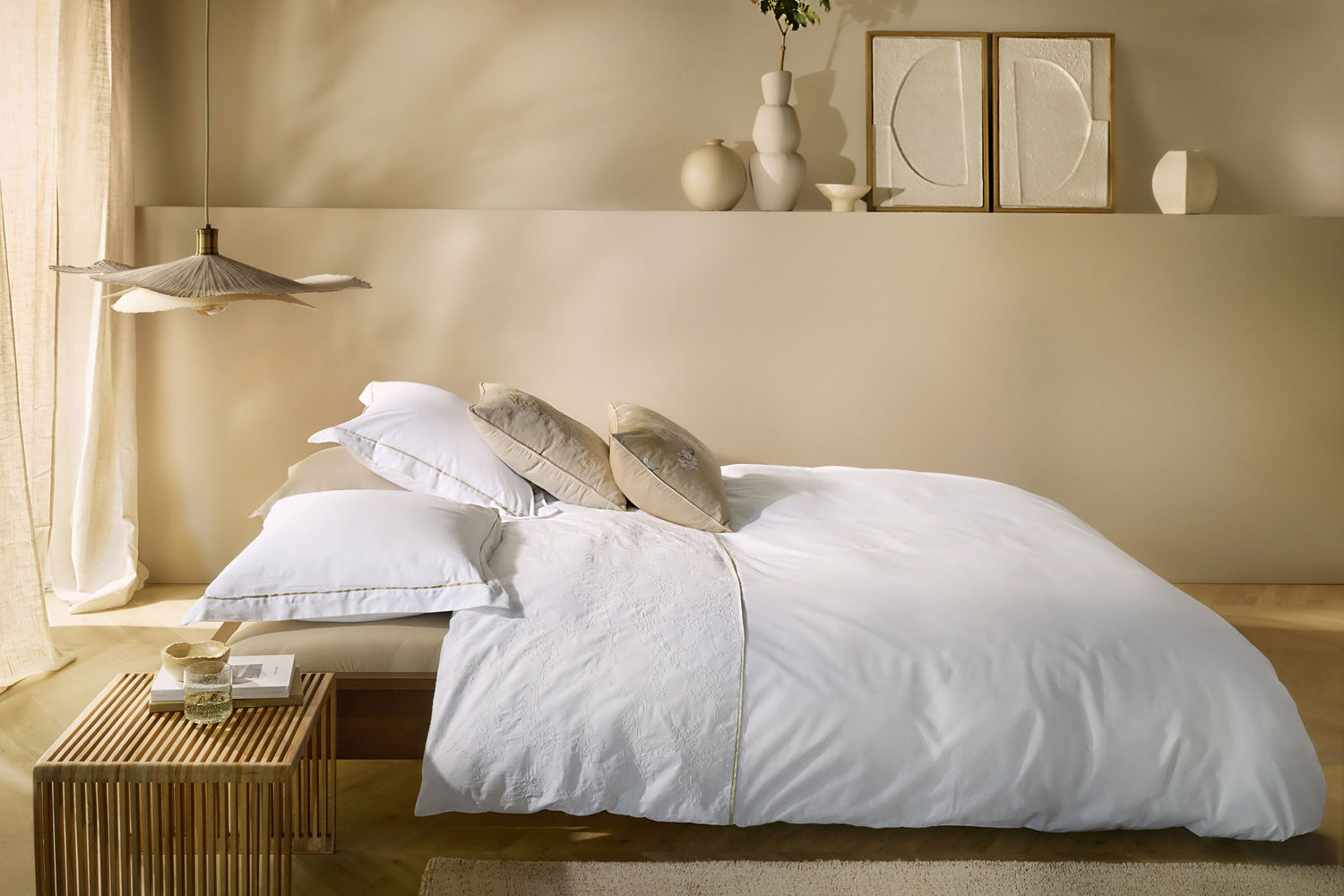 Broderie Fleurie Duvet Cover - White