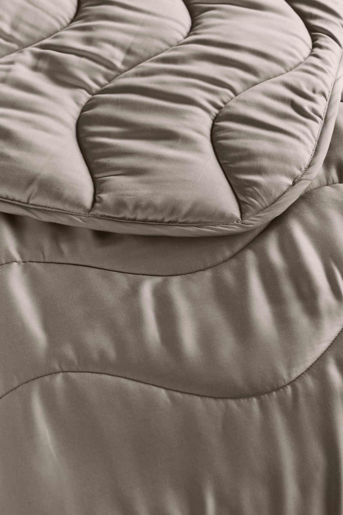 Beddinghouse Cocoon Lazy Duvet Dekbedden - Taupe