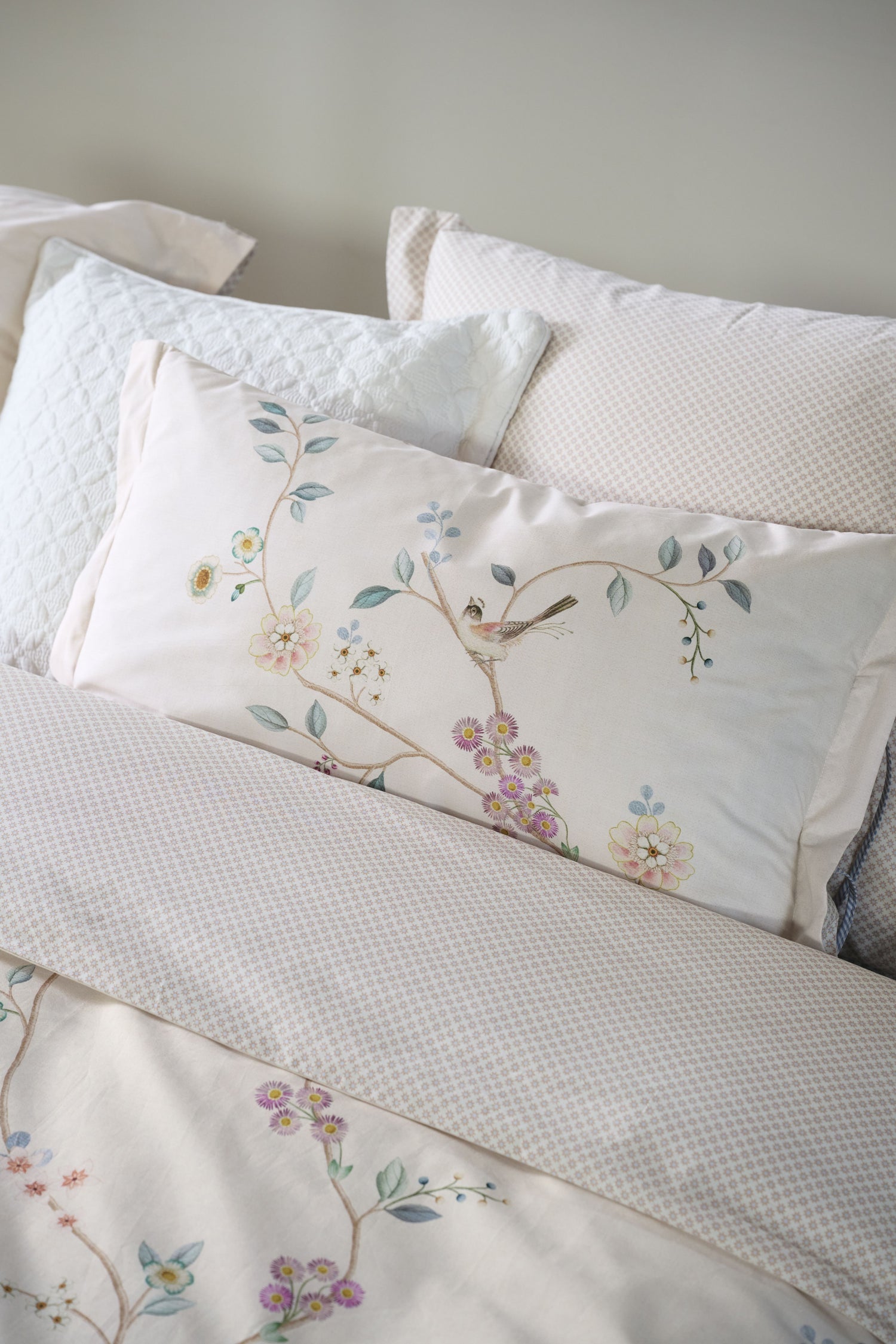 Pip Studio Desi Garden Decoratiekussen - Gebroken wit