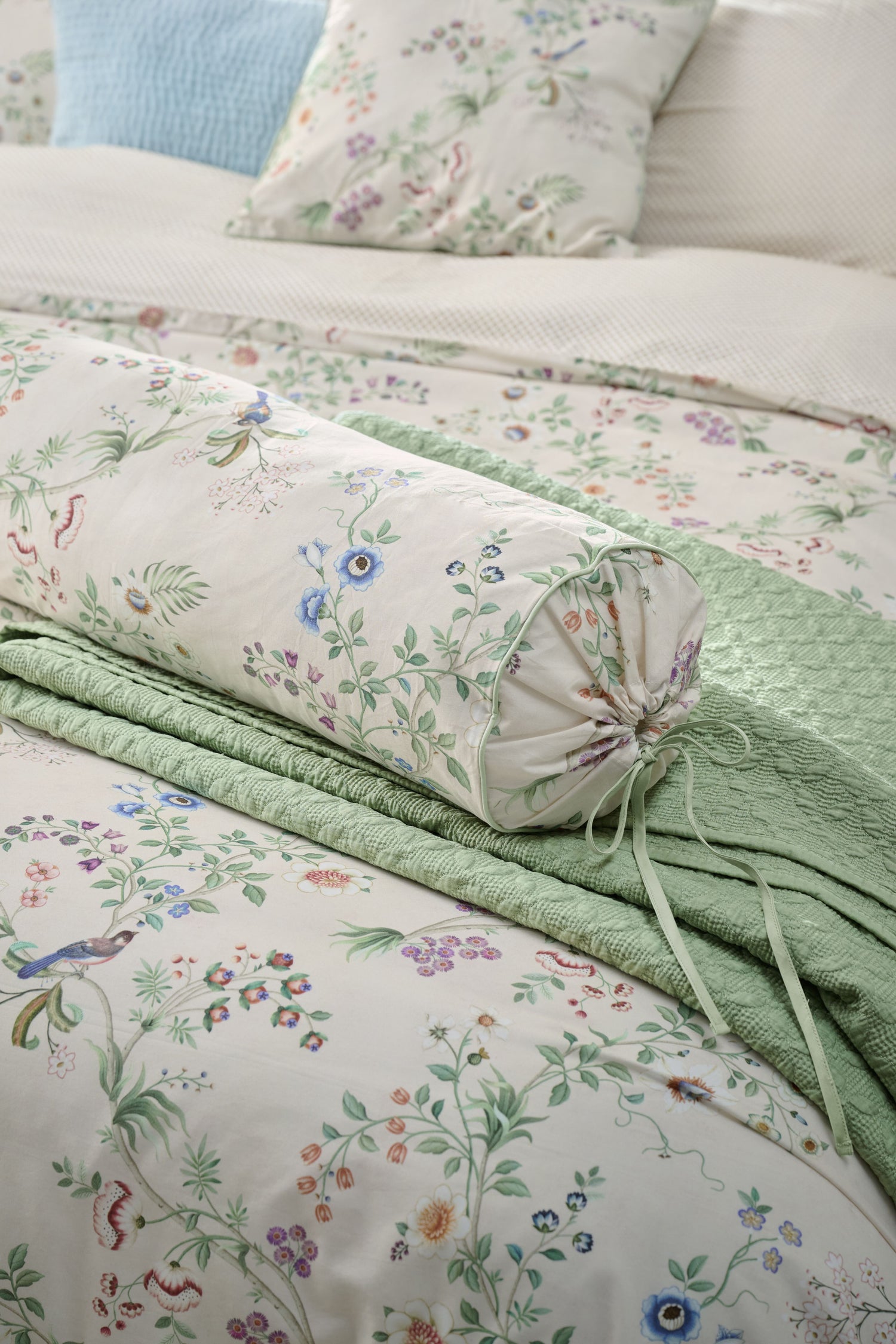 Pip Studio Lotus Lullaby Decoratiekussen - Gebroken wit