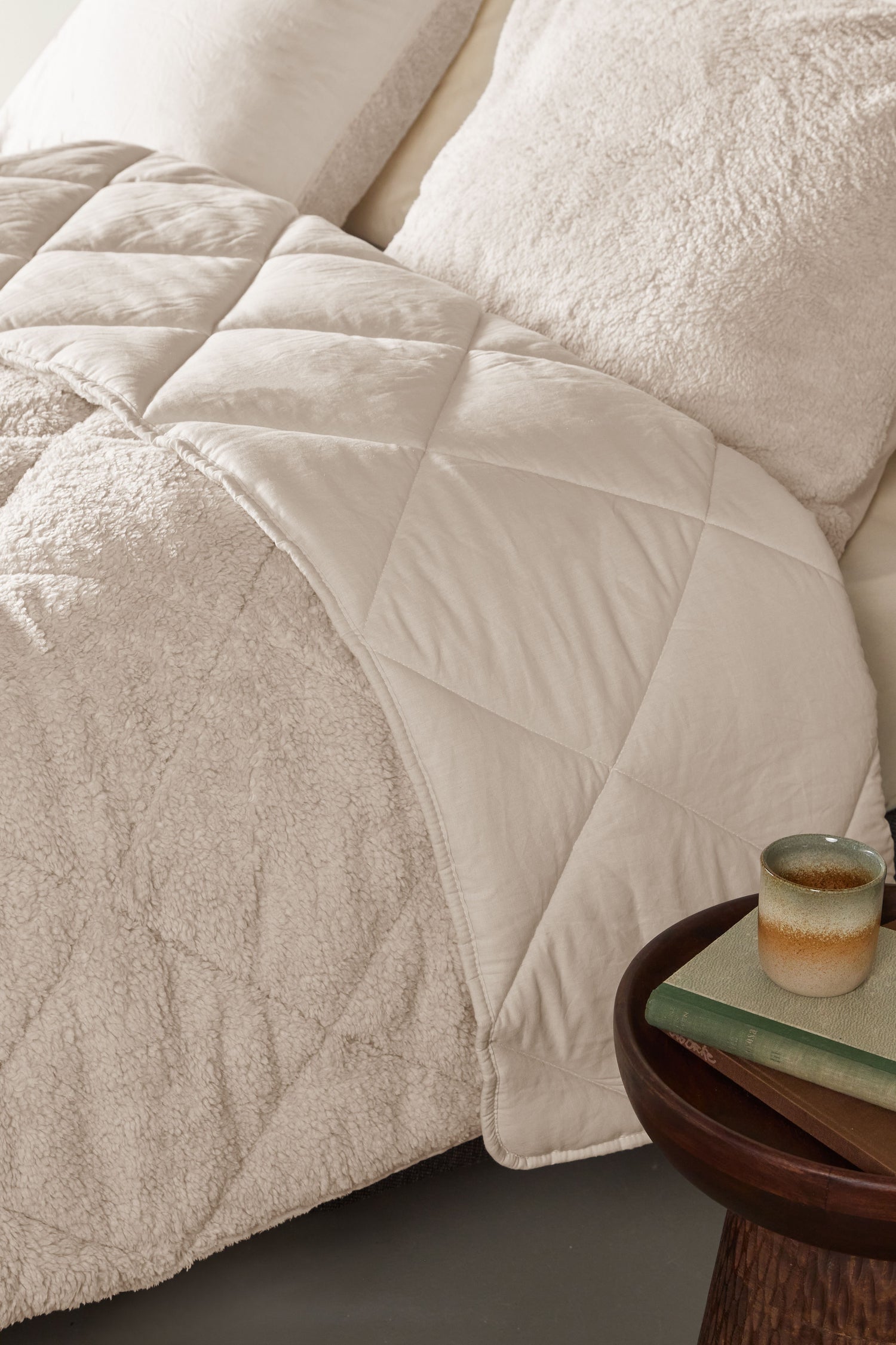 Ambiante Plush Lazy Duvet WB Dekbedden - Zand