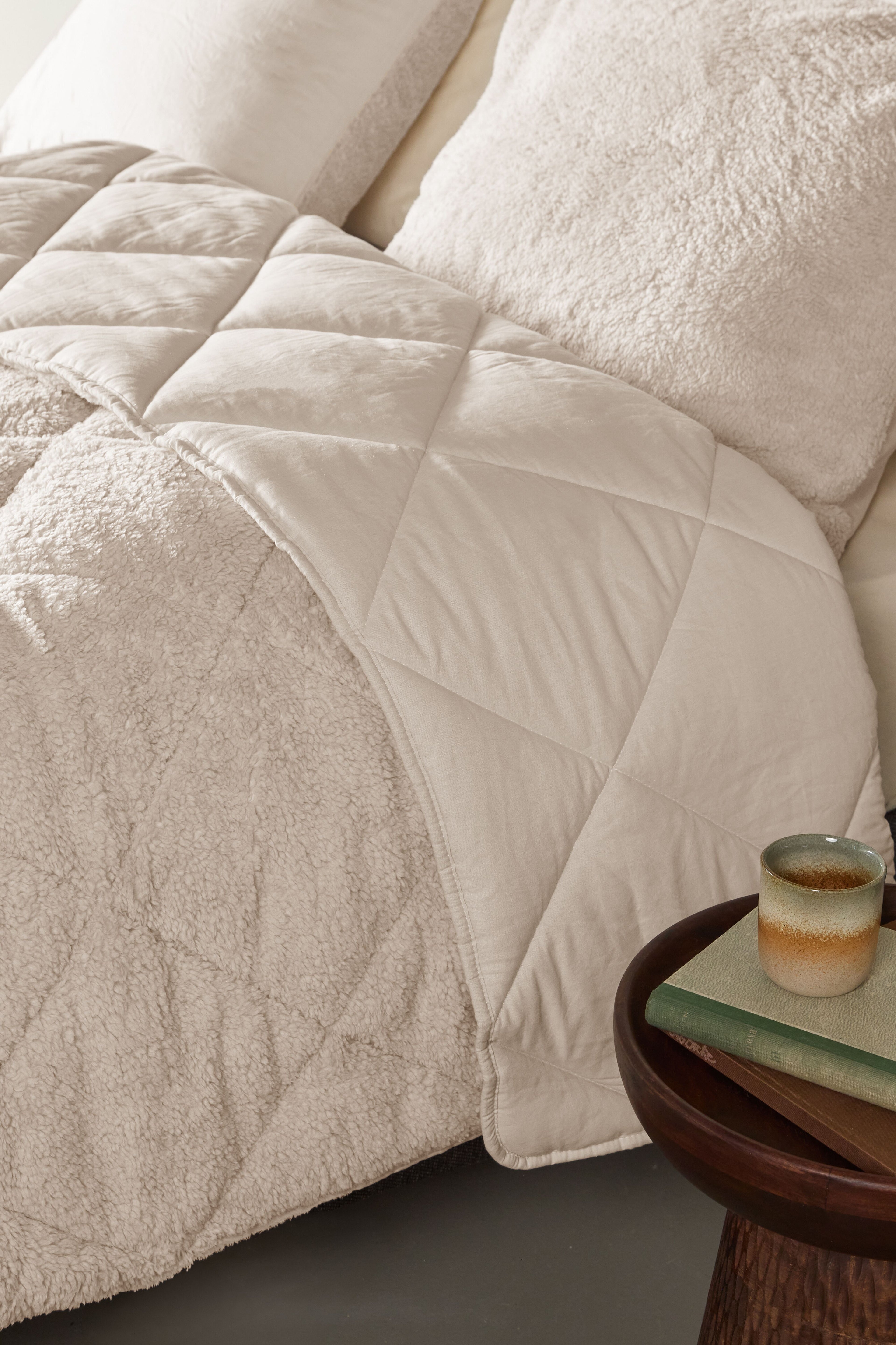 Ambiante Plush Lazy Duvet WB Dekbedden - Zand