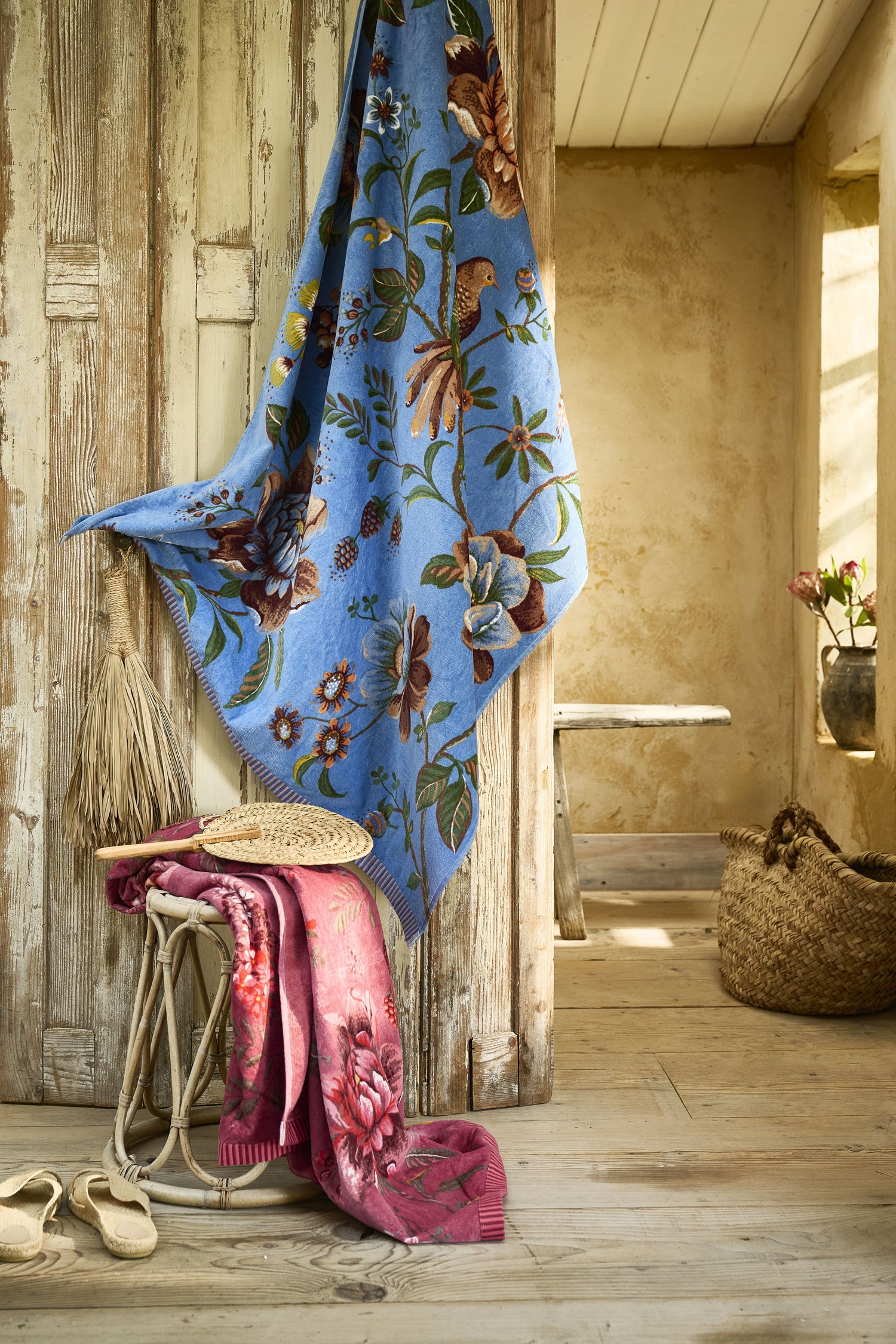 Pip Studio Secret Garden Beach Towel - Pink